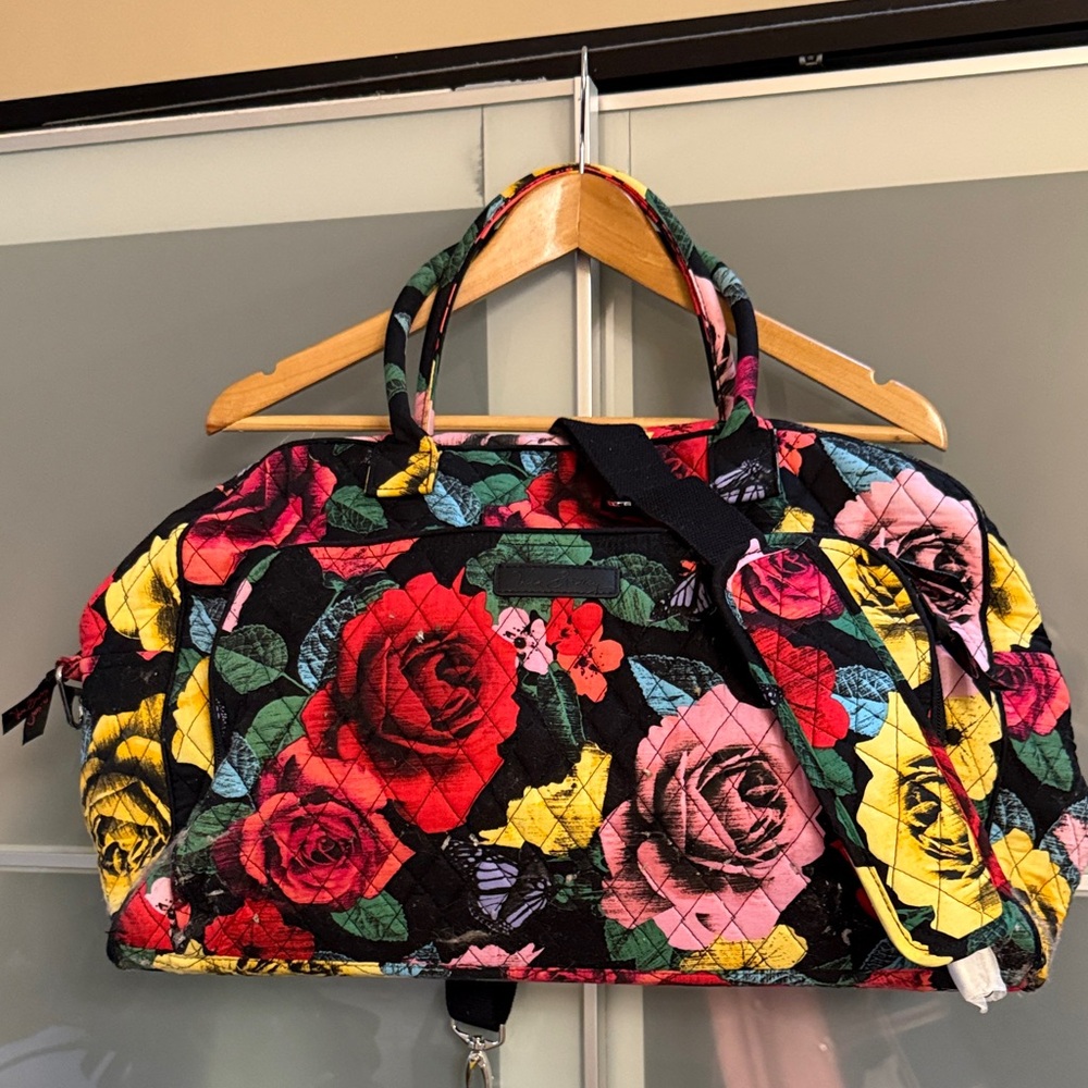 Vera Bradley Multicolor Floral Travel Bag